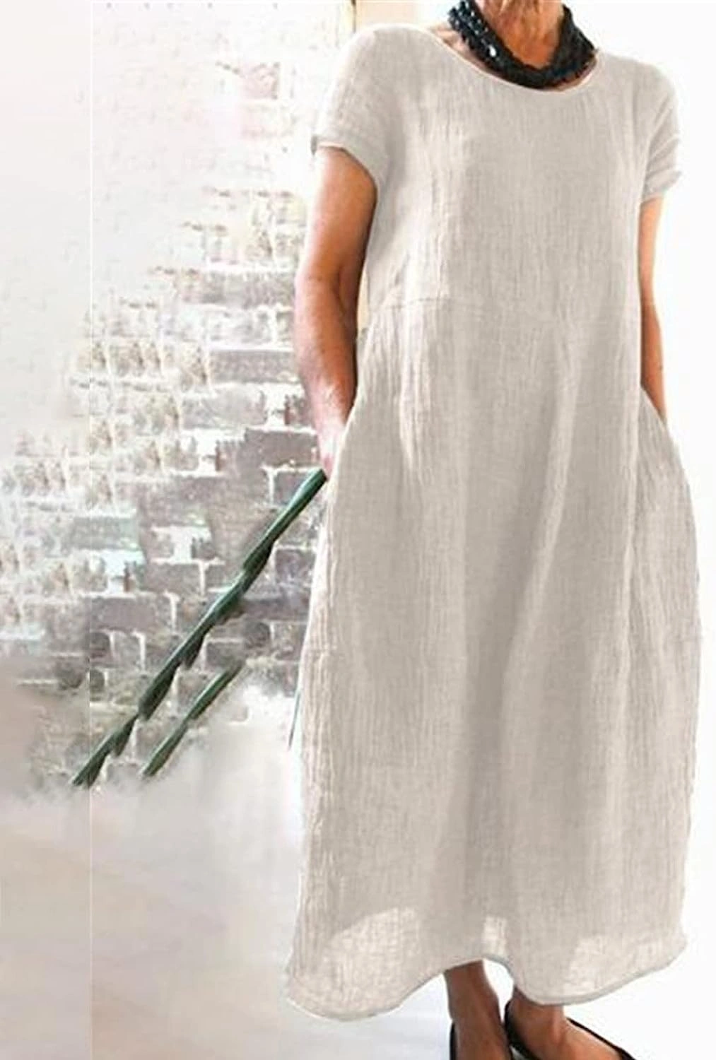 Blouse de yoga jaune or enroulée : Confort et style pour vos séances, manches courtes, parfait !